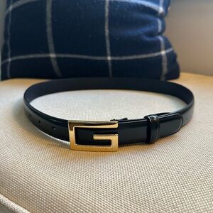 Gucci Black Leather Gold G Belt